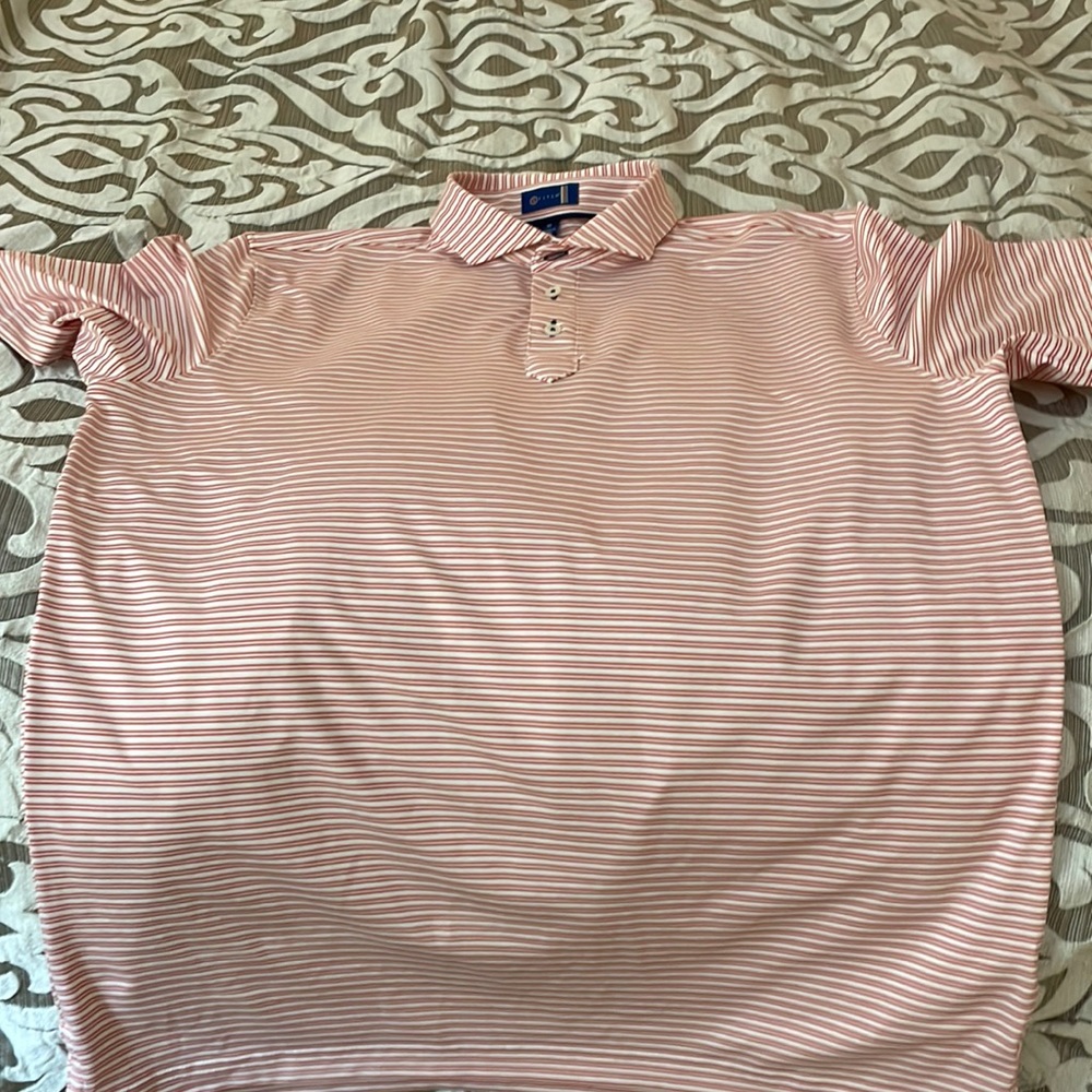 Men’s Stitch polo size medium
